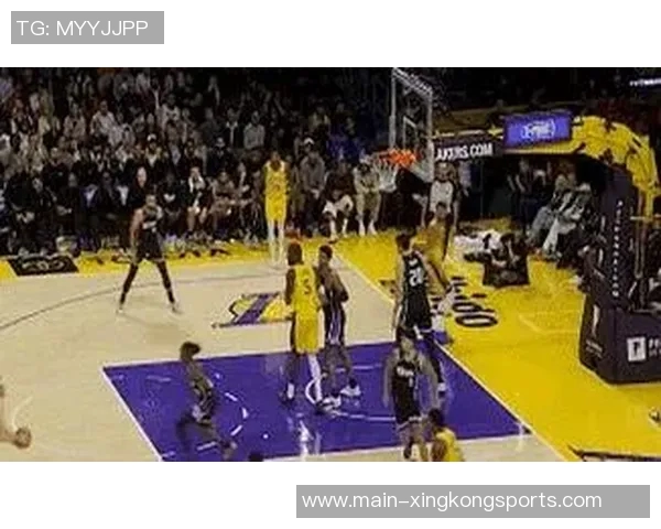 纳什质疑艾顿的积极性若只愿飘外线对湖人无益 纳什质疑艾顿的积极性若只愿飘外线对湖人无益